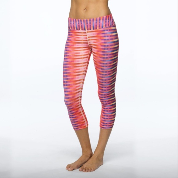 Prana Pants - PrAna Roxanne Stripe Tile Print Capri Crop Legging